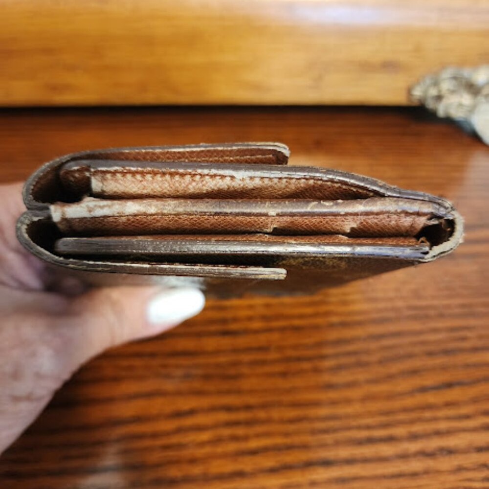 Louis Vuitton Monogram Trifold Wallet - Picture 10 of 14